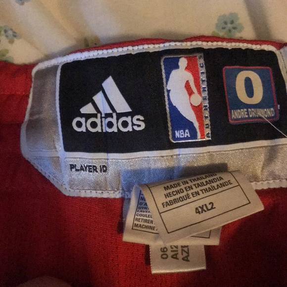 Andre Drummond Game worn Detroit Pistons Alt Silver NBA Shorts Adidas 4xl - Picture 5 of 6